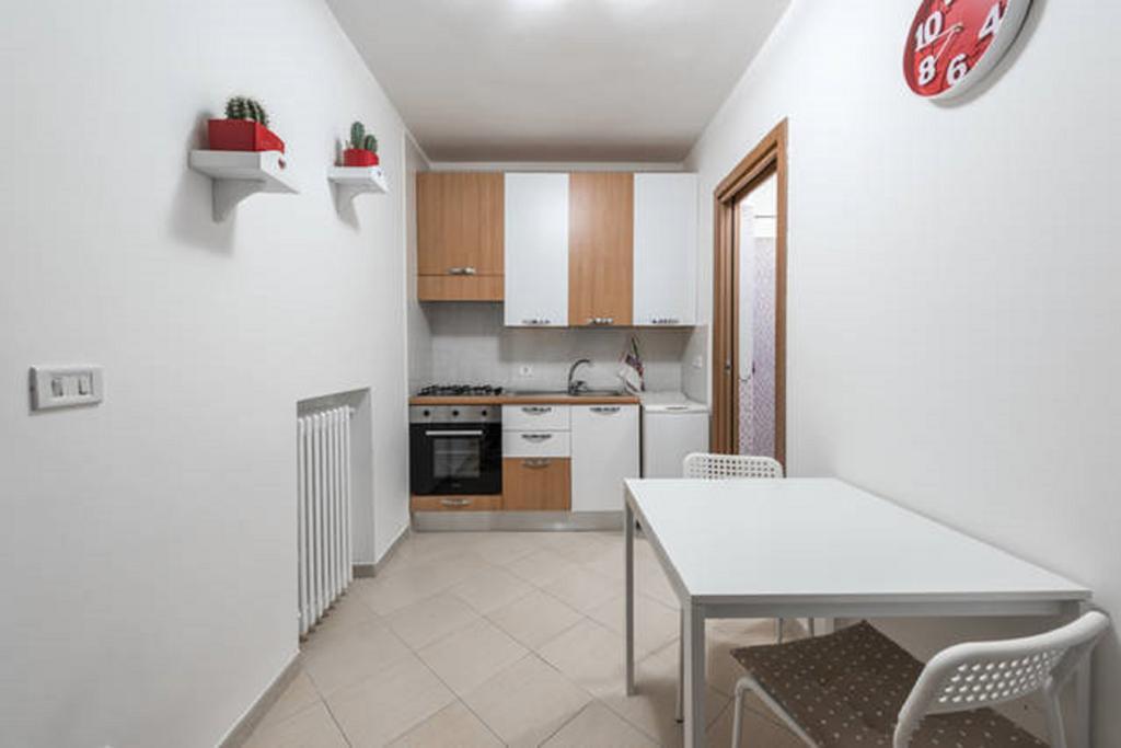 Appartamento Al Cortile Bari Esterno foto