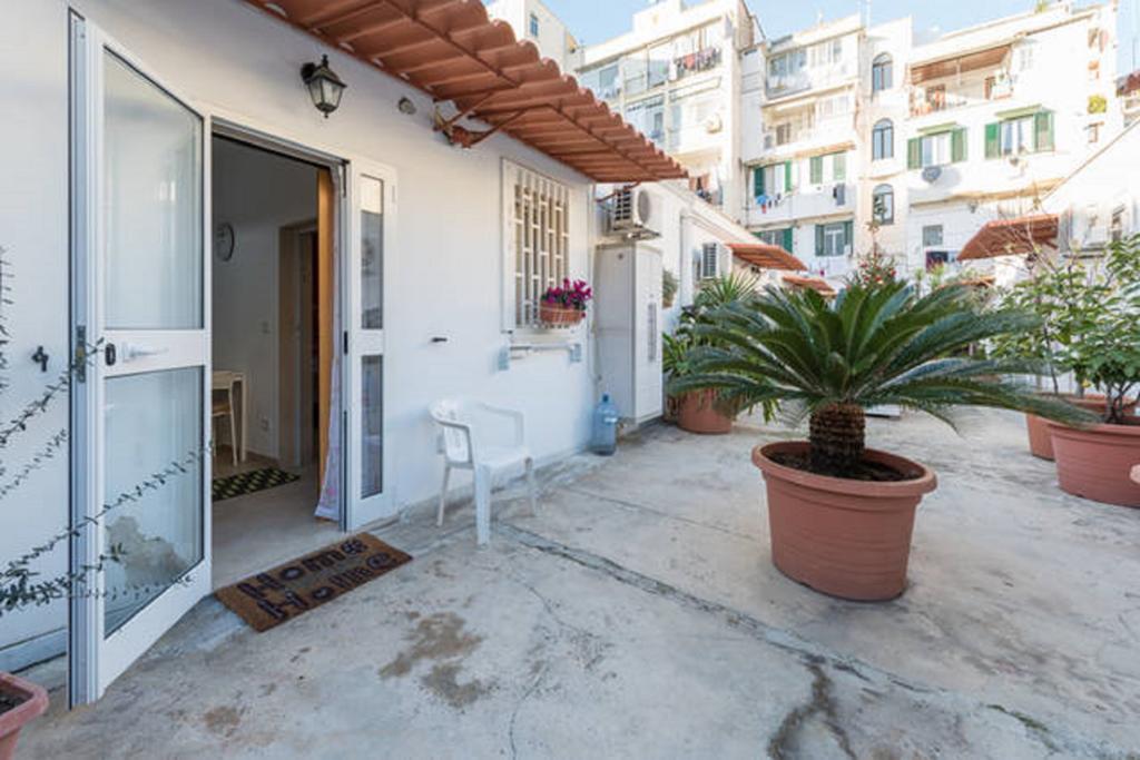 Appartamento Al Cortile Bari Esterno foto
