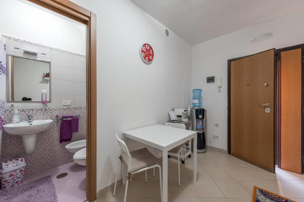 Appartamento Al Cortile Bari Esterno foto